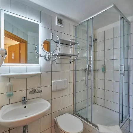 Elbparadies Πίρνα