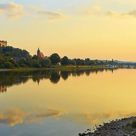 Elbparadies Hotell
